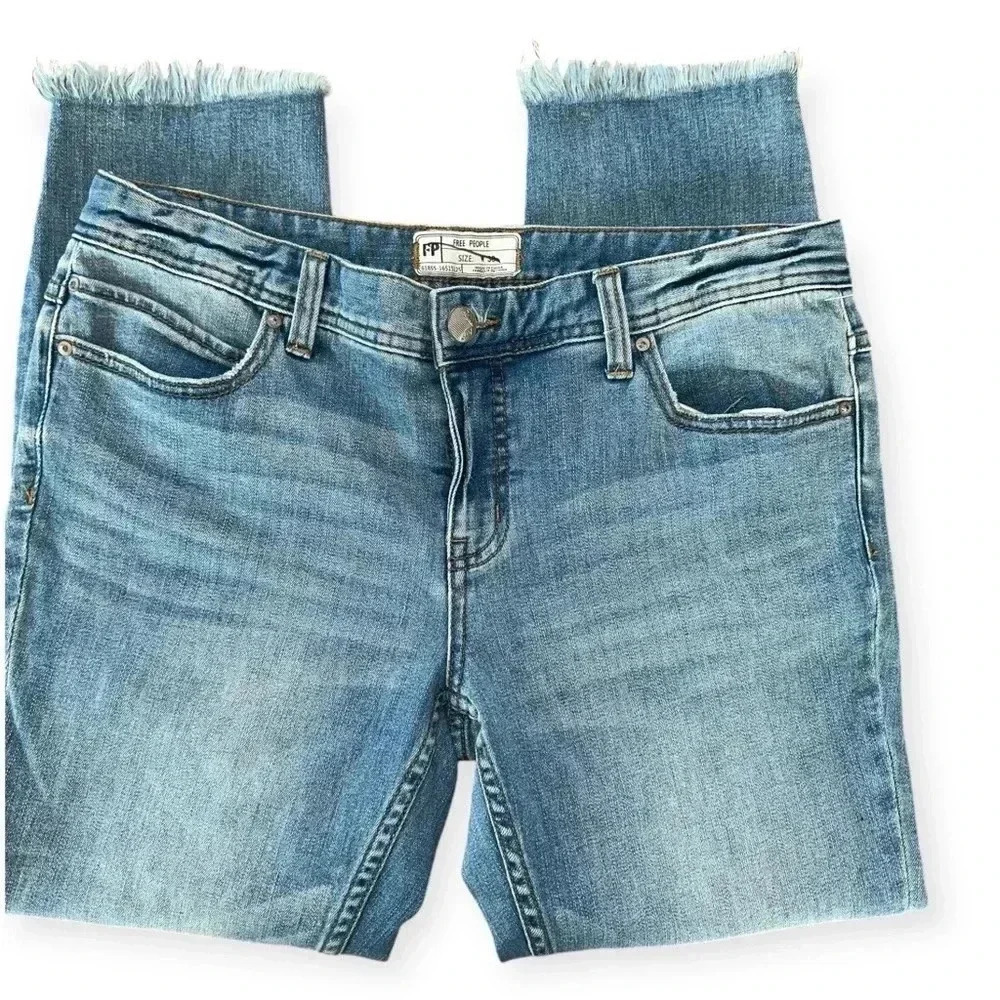 Free People women’s choped knees jeans pants size 30 - Picture 2 of 16